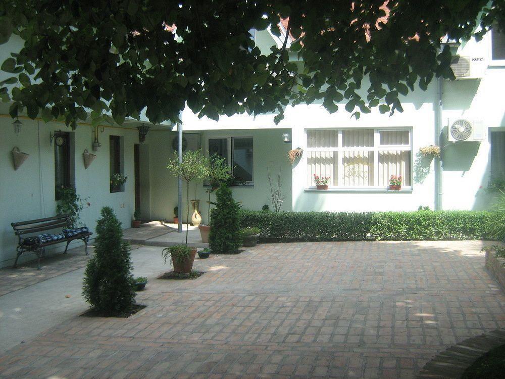 Fortress Apartments Novi Sad Exteriör bild